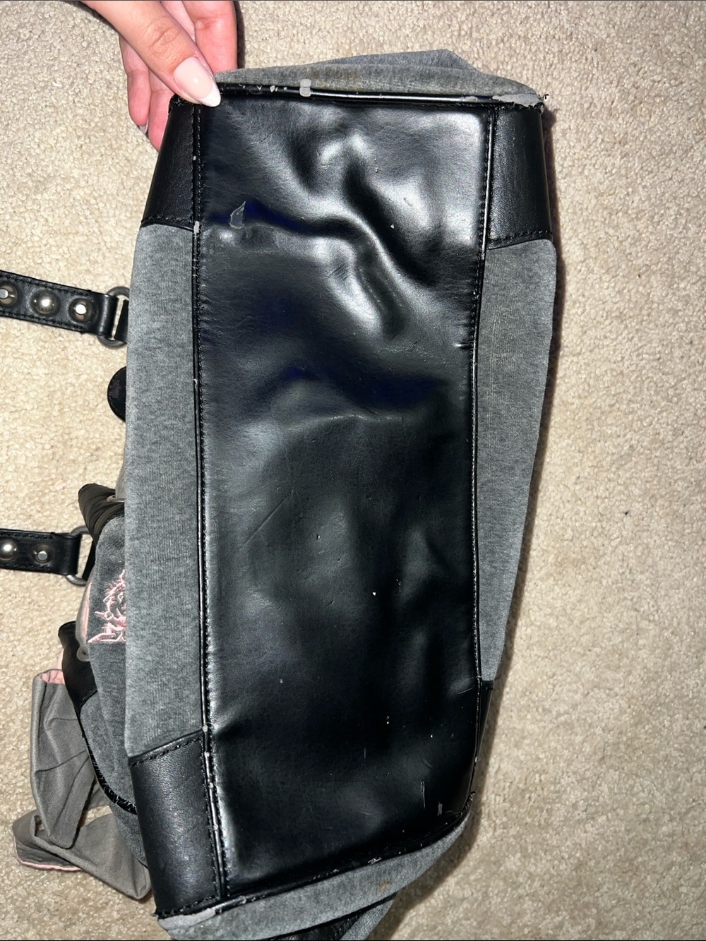 Juicy Couture Gray Tote with Pink Crest Logo - Picture 3 of 6